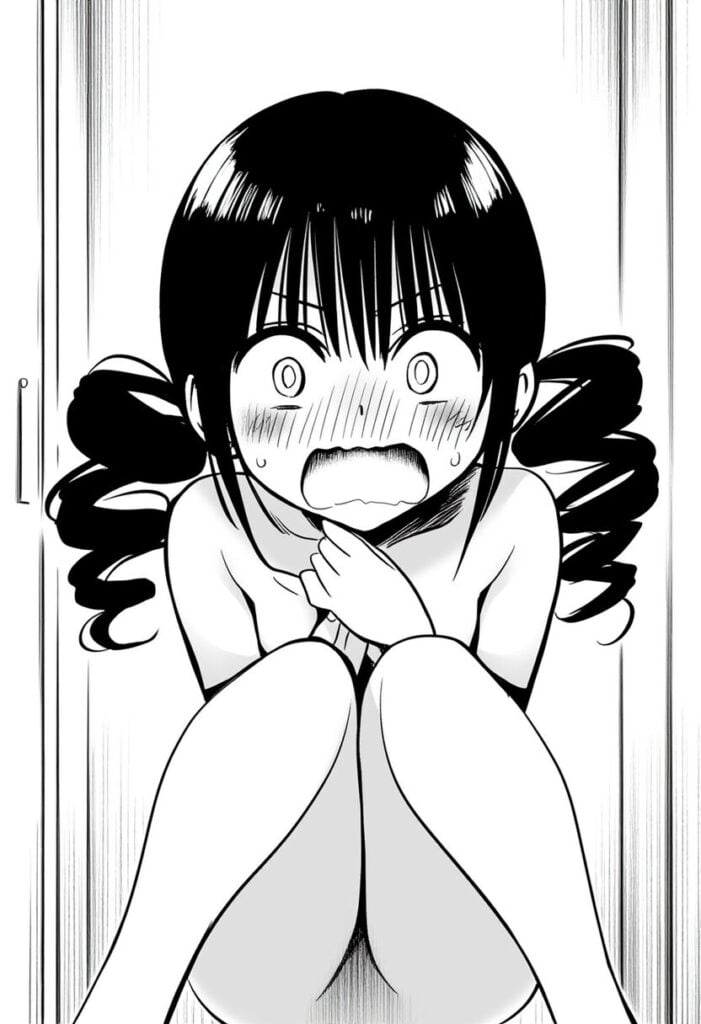 黒髪ツインテ女子は恥ずかしくて座り込んでいる