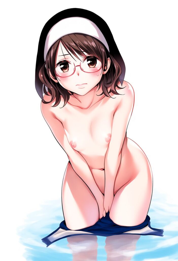 シスターはプールで全裸になっちゃった